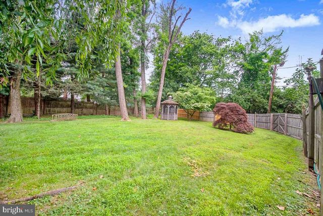 261 UPPER FERRY RD, Ewing Twp, NJ 08560