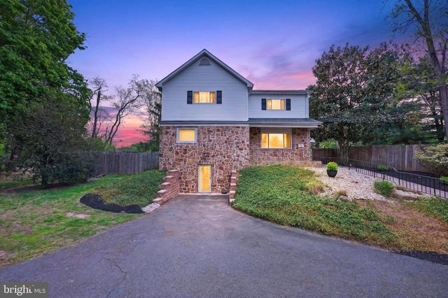 261 UPPER FERRY RD, Ewing Twp, NJ 08560