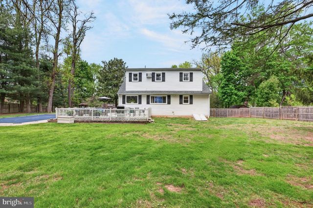 261 UPPER FERRY RD, Ewing Twp, NJ 08560