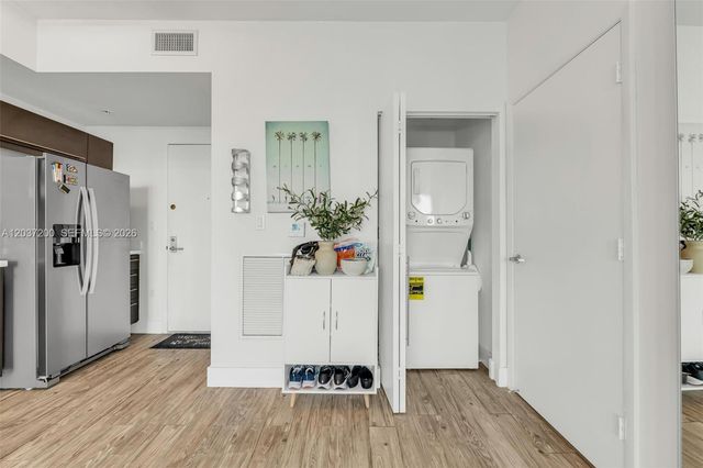 90 SW 3rd Street 4303, Miami, FL 33130