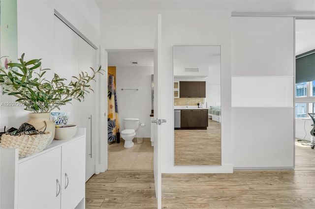 90 SW 3rd Street 4303, Miami, FL 33130