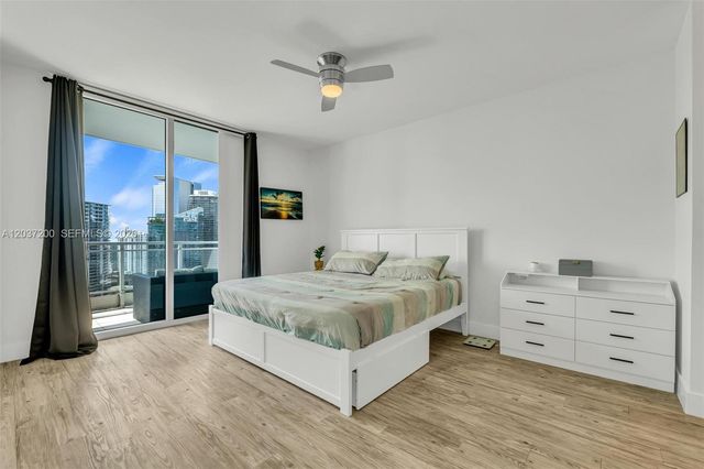 90 SW 3rd Street 4303, Miami, FL 33130