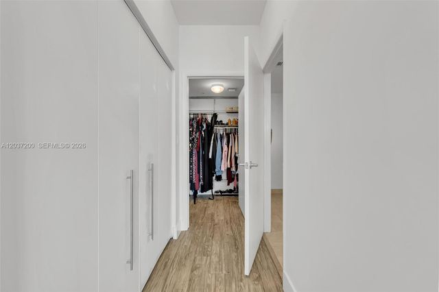90 SW 3rd Street 4303, Miami, FL 33130