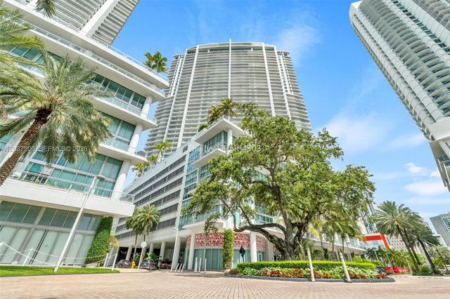 90 SW 3rd Street 4303, Miami, FL 33130