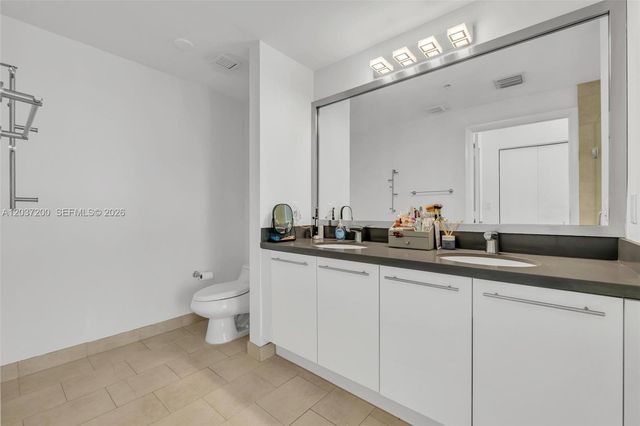90 SW 3rd Street 4303, Miami, FL 33130