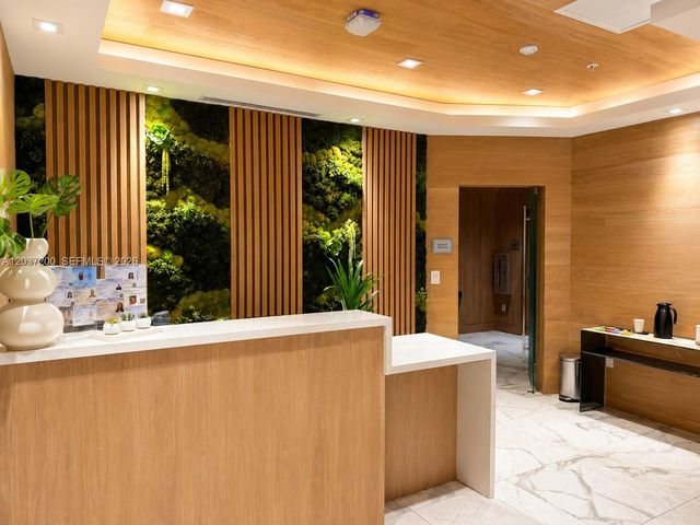 90 SW 3rd Street 4303, Miami, FL 33130