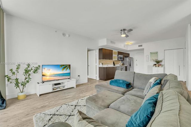 90 SW 3rd Street 4303, Miami, FL 33130