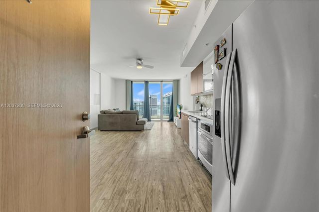 90 SW 3rd Street 4303, Miami, FL 33130
