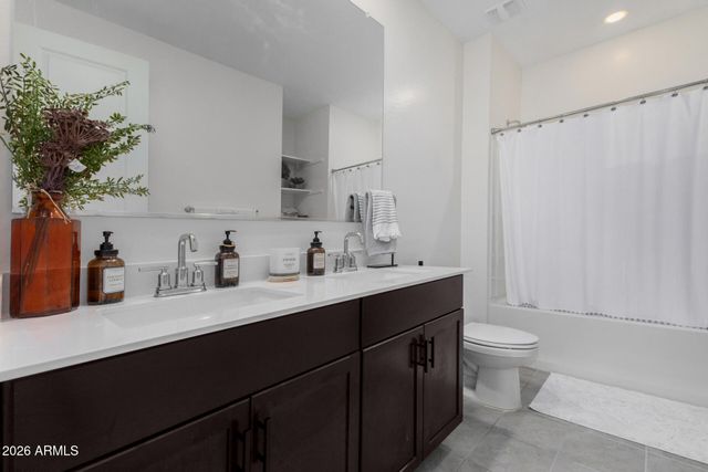 4666 W TRISTAN Trail, San Tan Valley, AZ 85144