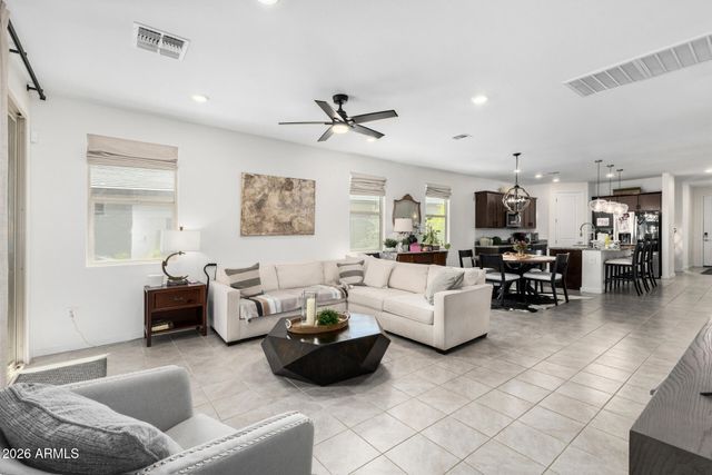 4666 W TRISTAN Trail, San Tan Valley, AZ 85144