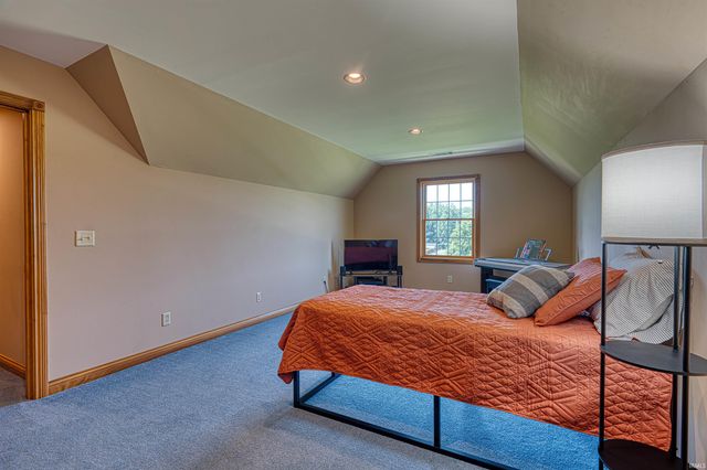 11333 Northridge Drive, Evansville, IN 47720