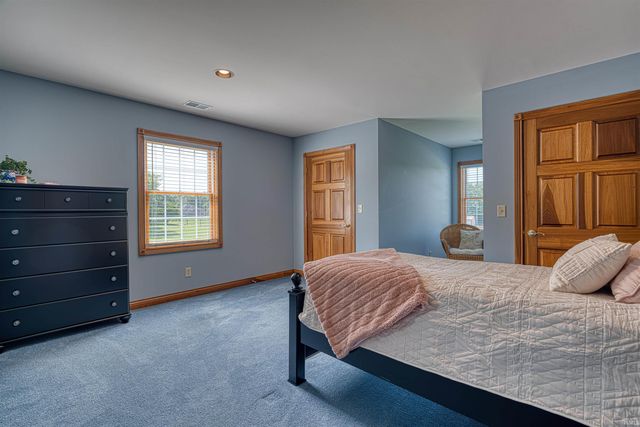 11333 Northridge Drive, Evansville, IN 47720