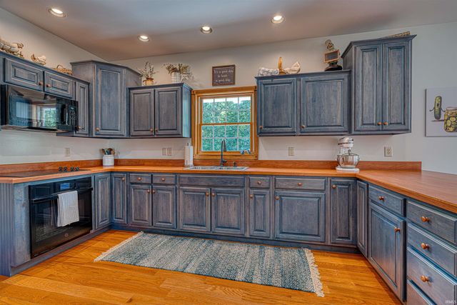 11333 Northridge Drive, Evansville, IN 47720
