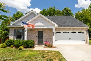 712 Sandpiper St, Maryville, TN 37801