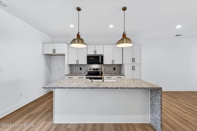 823 Chestnut St, Louisville, KY 40204