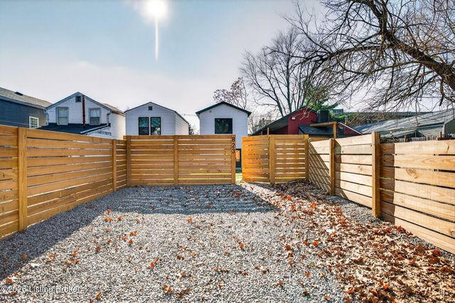 823 Chestnut St, Louisville, KY 40204