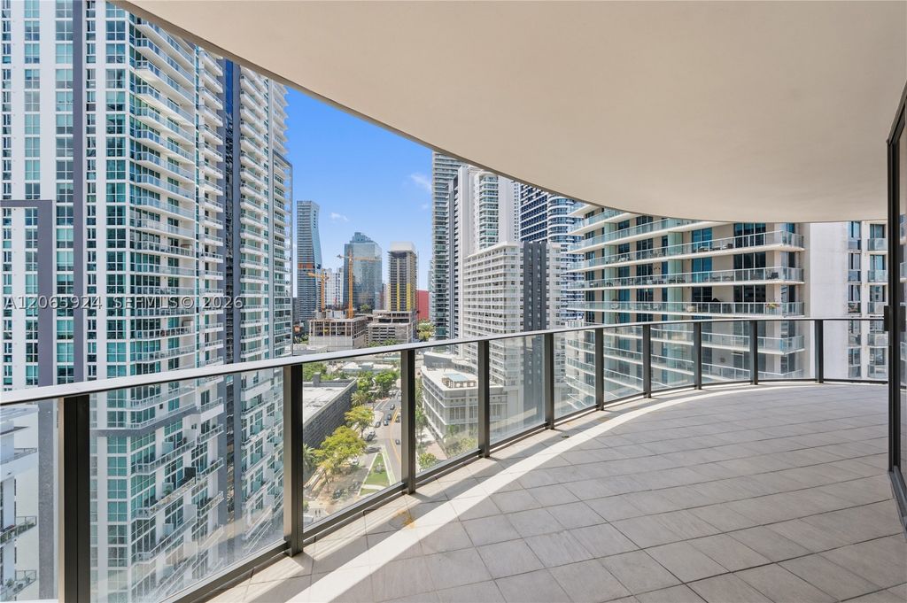 1000 Brickell Plz 1902, Miami, FL 33131