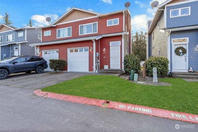 6528 127th Street Ct E, Puyallup, WA 98373