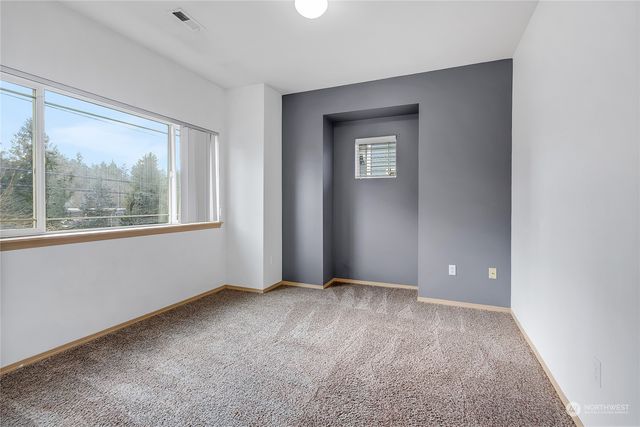 6528 127th Street Ct E, Puyallup, WA 98373