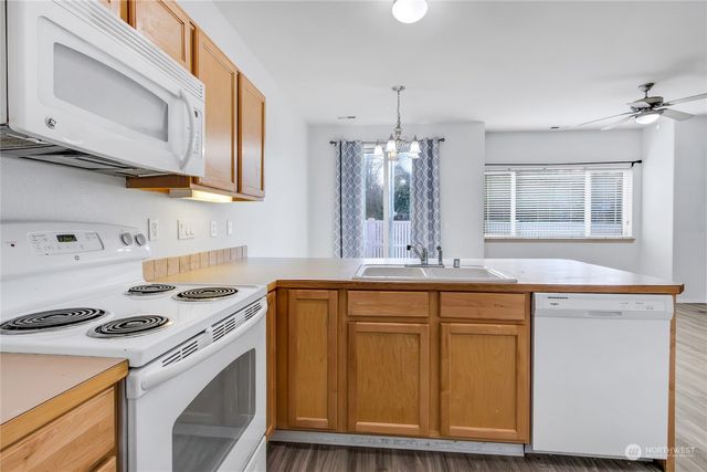 6528 127th Street Ct E, Puyallup, WA 98373