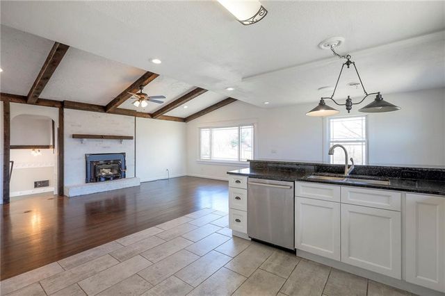 14705 Red Rock Drive, Platte City, MO 64079