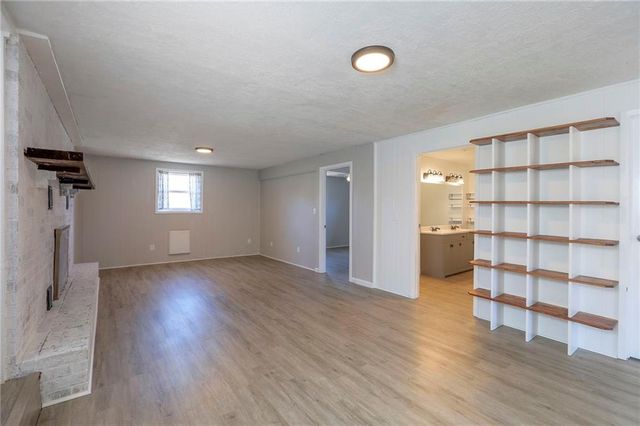 14705 Red Rock Drive, Platte City, MO 64079