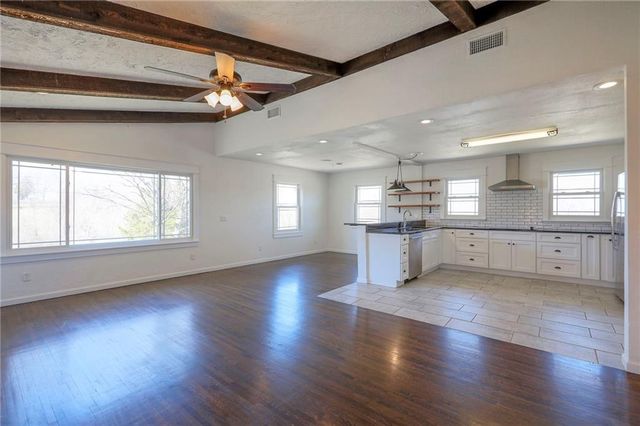 14705 Red Rock Drive, Platte City, MO 64079