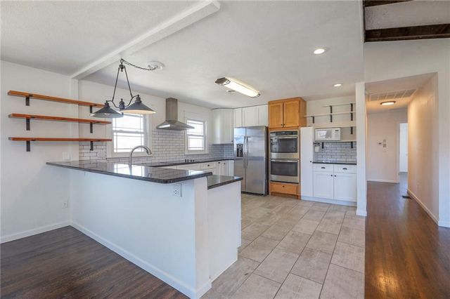 14705 Red Rock Drive, Platte City, MO 64079