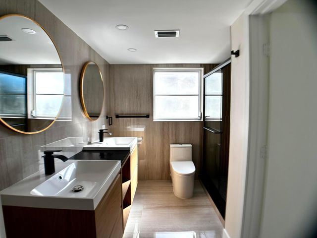 3960 Oaks Clubhouse Dr Drive 401, Pompano Beach, FL 33069