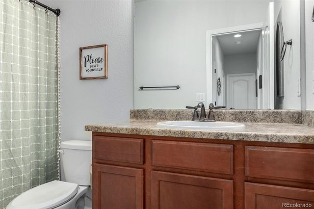 5608 En Joie Place, Elizabeth, CO 80107