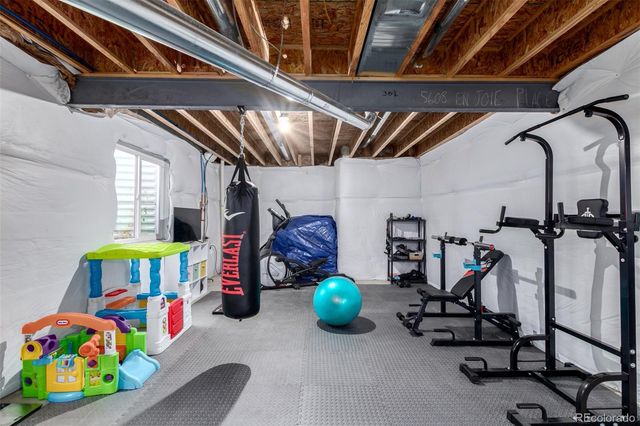 5608 En Joie Place, Elizabeth, CO 80107