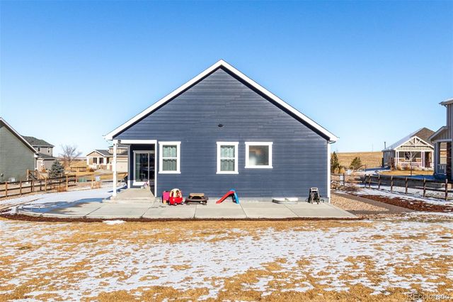 5608 En Joie Place, Elizabeth, CO 80107