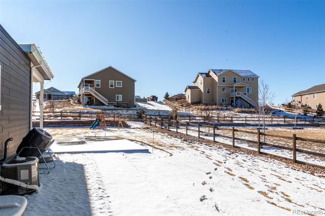 5608 En Joie Place, Elizabeth, CO 80107