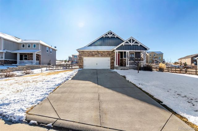5608 En Joie Place, Elizabeth, CO 80107