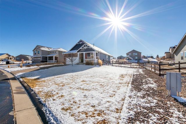 5608 En Joie Place, Elizabeth, CO 80107