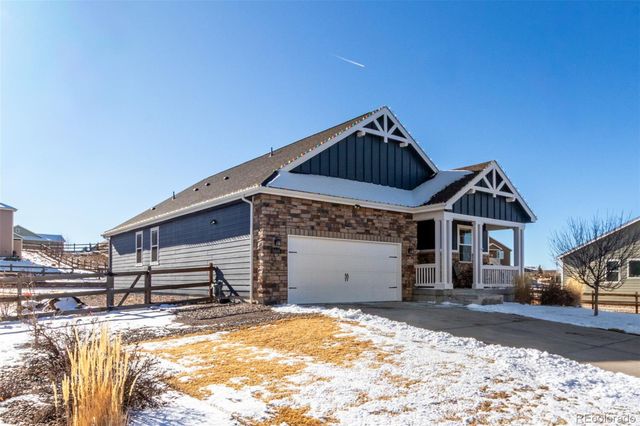5608 En Joie Place, Elizabeth, CO 80107