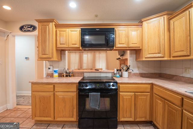 204 Winnie Trail, Brunswick, GA 31525
