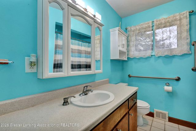 4910 Westhill Drive, Lansing, MI 48917