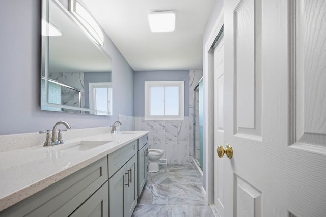 191 Montclare Lane, Wood Dale, IL 60191