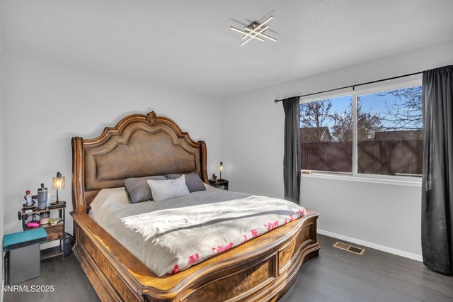 7008 Mozart Court, Sun Valley, NV 89433