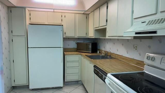 8050 W Mcnab Road 203, Tamarac, FL 33321