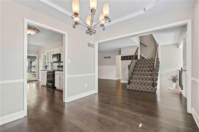 312 NW Locust Street, Lee's Summit, MO 64064