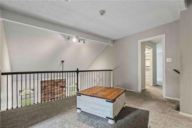 312 NW Locust Street, Lee's Summit, MO 64064