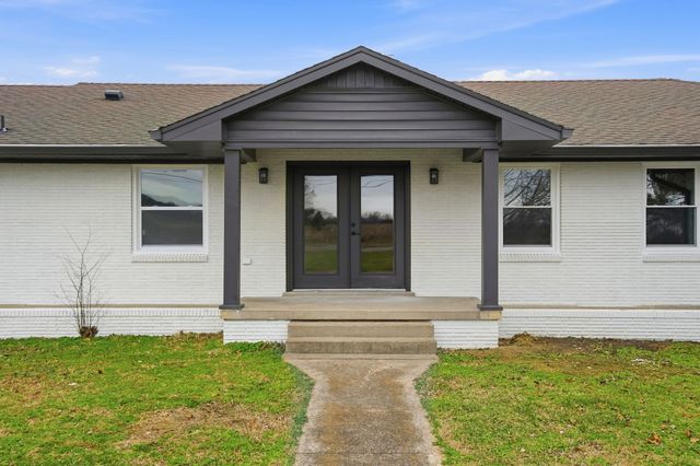 5654 Borthick Rd, Springfield, TN 37172