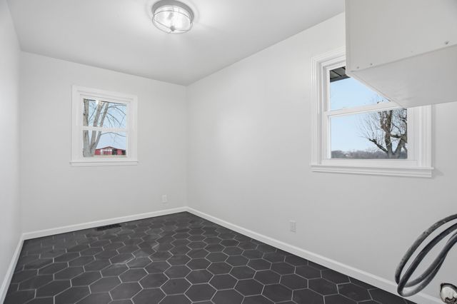 5654 Borthick Rd, Springfield, TN 37172