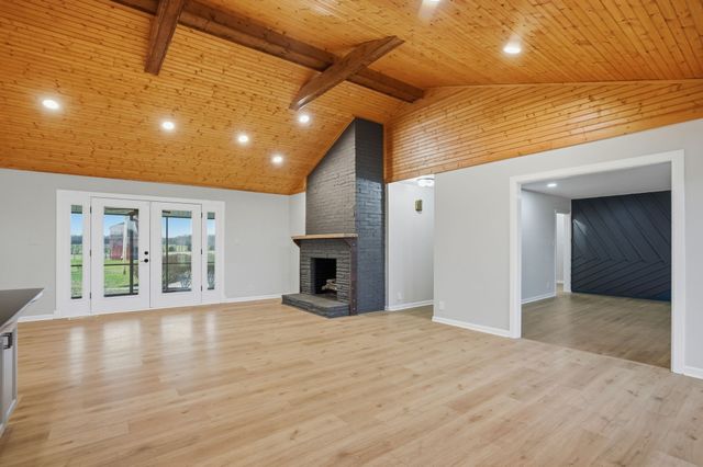 5654 Borthick Rd, Springfield, TN 37172