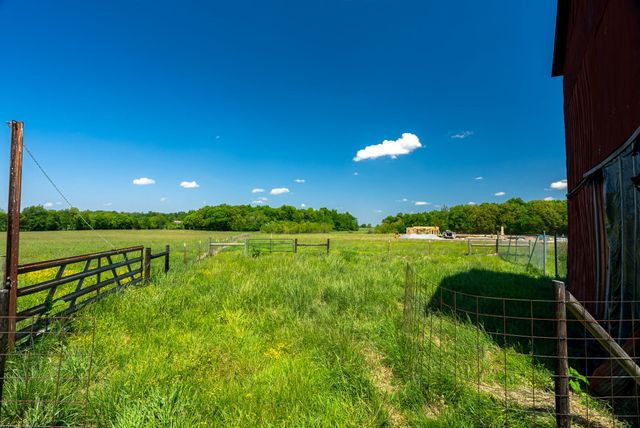 5654 Borthick Rd, Springfield, TN 37172