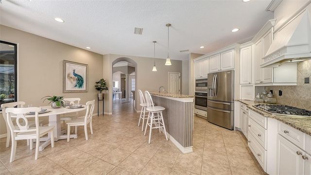 664 CRANE PRAIRIE WAY, Osprey, FL 34229