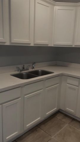 607 Bolster Street, Baytown, TX 77520