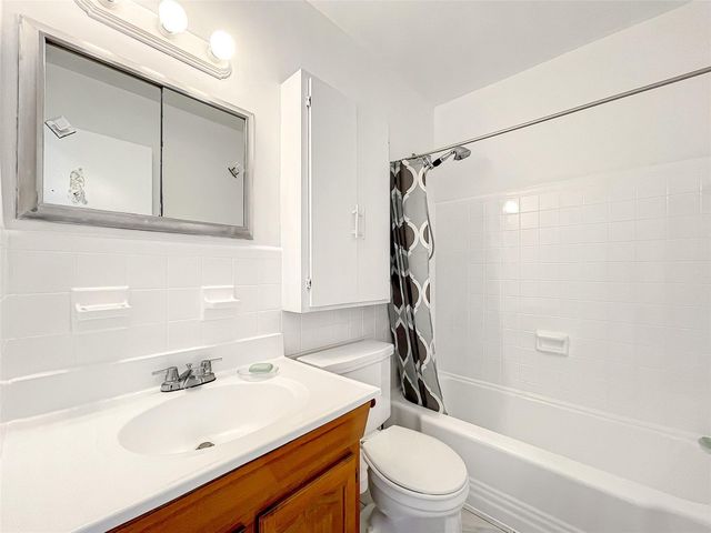 815 SW 10th Terrace 18V, Hallandale Beach, FL 33009